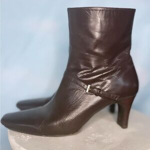 Brown boots